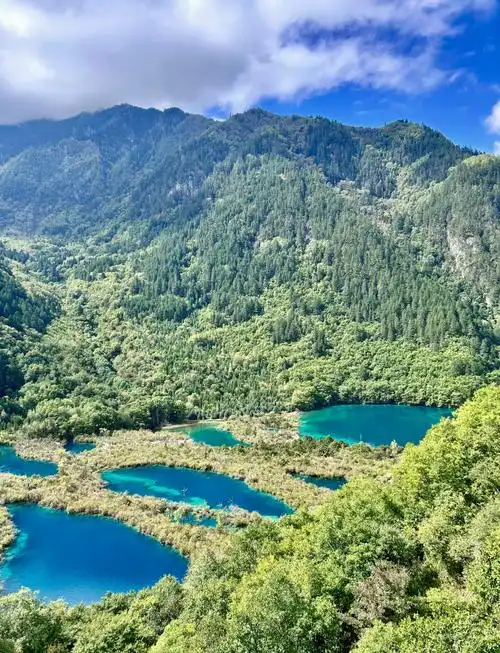 Shuzheng Lakes