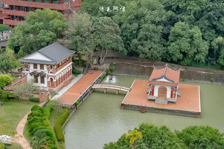 Wufeng Lin Family Garden