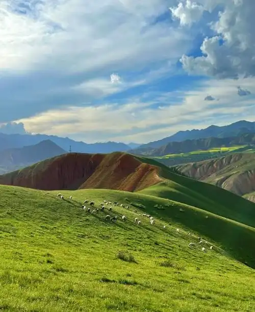 Qilian Mountains Observation Deck