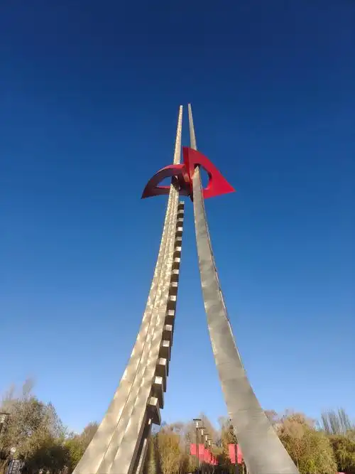 Golmud Martyrs' Cemetery