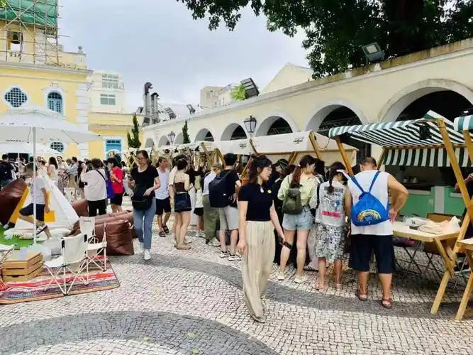 Coloane Market