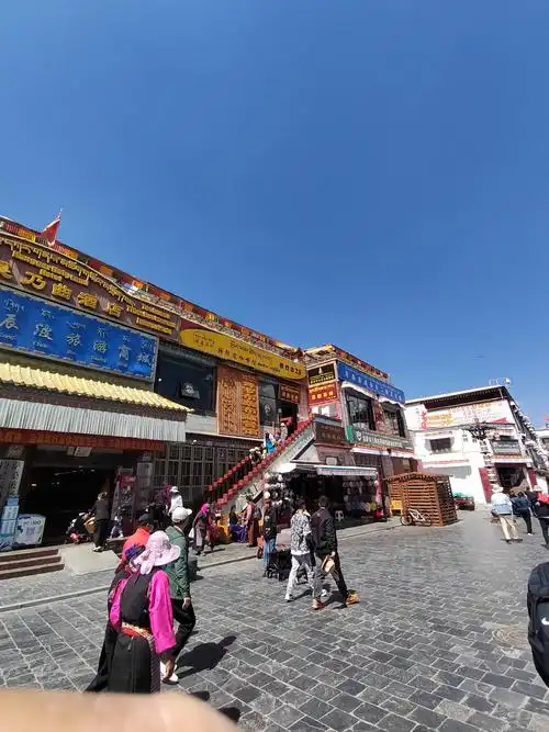 Tibetan Ethnic Market