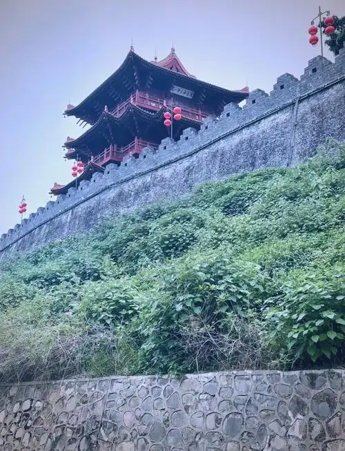 Zhaoqing Ancient City Wall