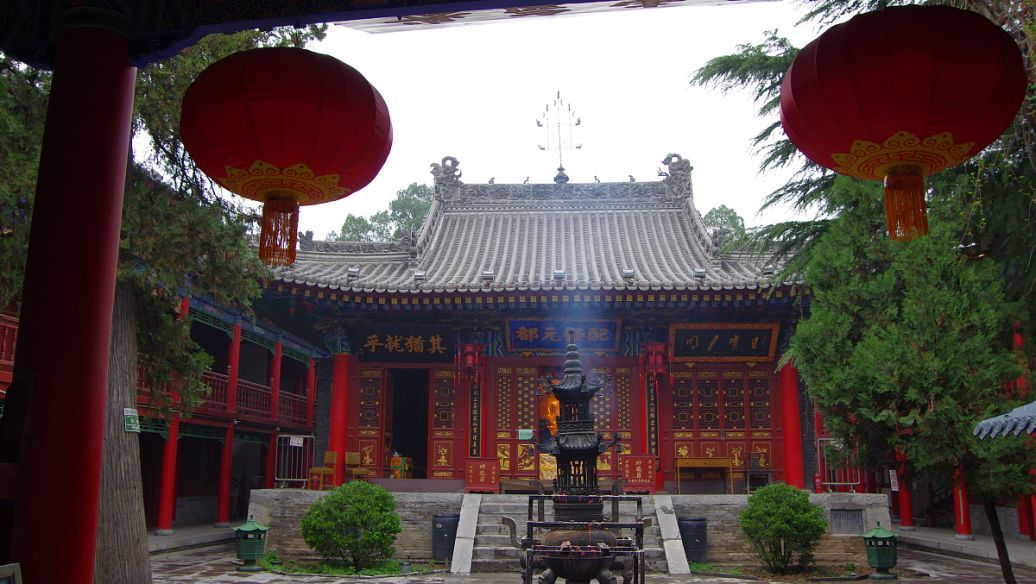 Lüzu Temple
