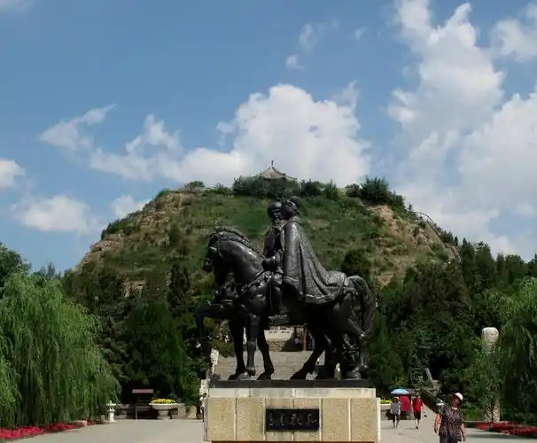 Tomb of Wang Zhaojun