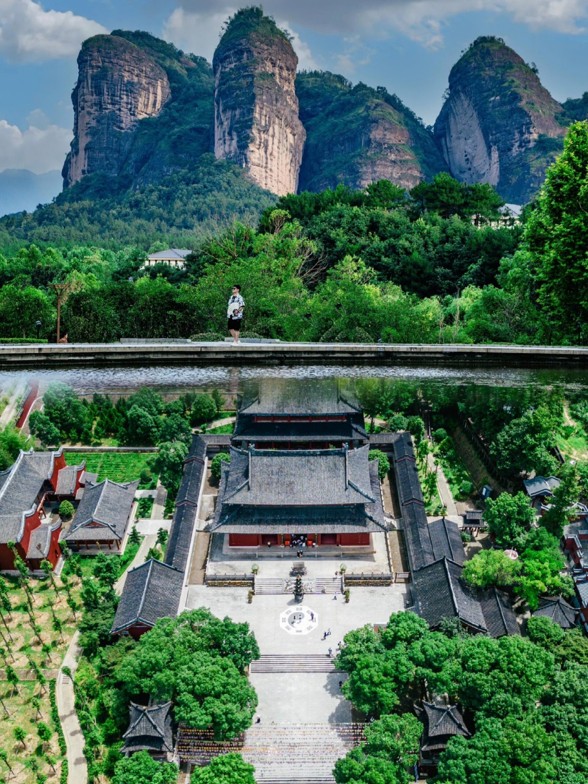 Longhu Mountain Scenic Area