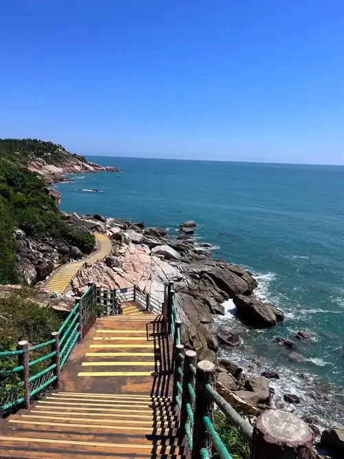 Shuangyue Bay