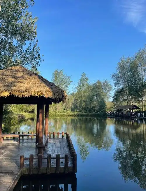 Qin Lake Wetland Park