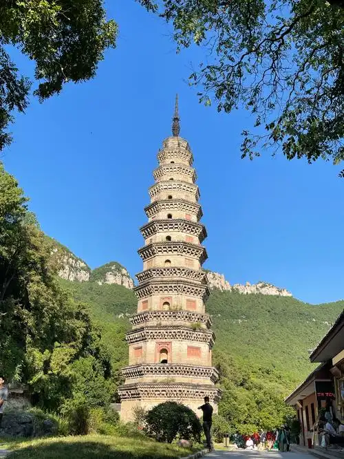 Lingyan Temple